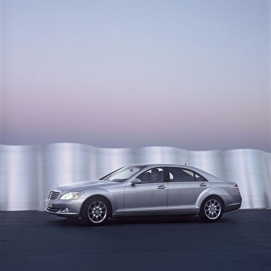  Mercedes-Benz S-Class 2007 года  (фото 288 из 414)